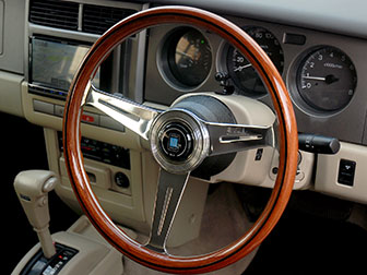 ナルディウッドハンドル